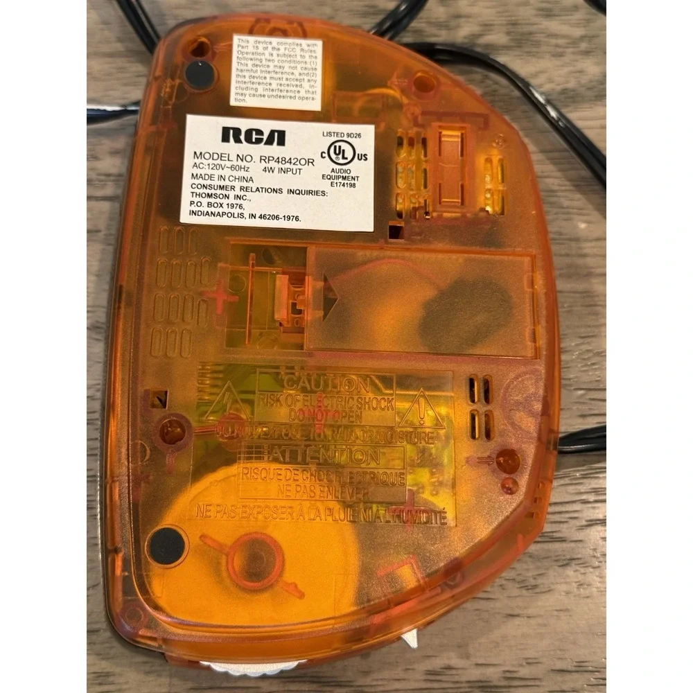 Orange RCA RP4842OR Dual Wake Digital Alarm Clock AM/FM Radio Battery Backup